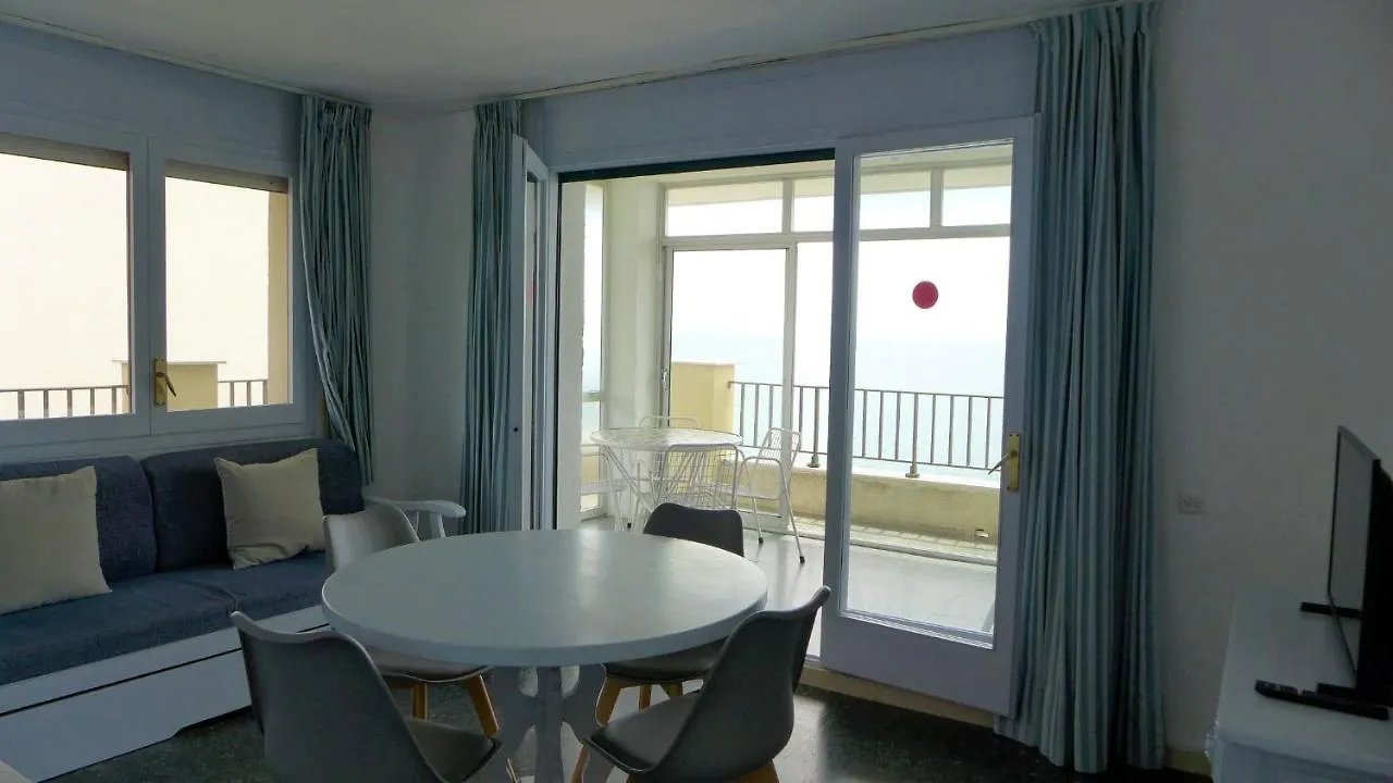 Apartamentos Nautilus Σαλού